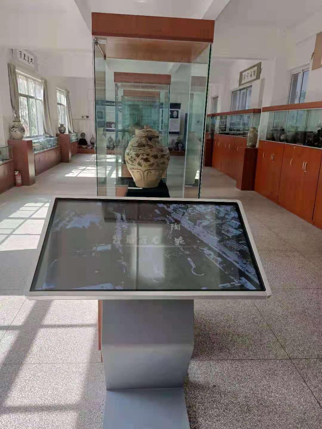 红河建水紫陶博物馆触摸屏查询系统