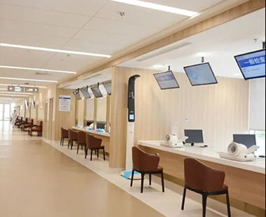 政务服务自助一体机对缓解医护行业的压力很有效